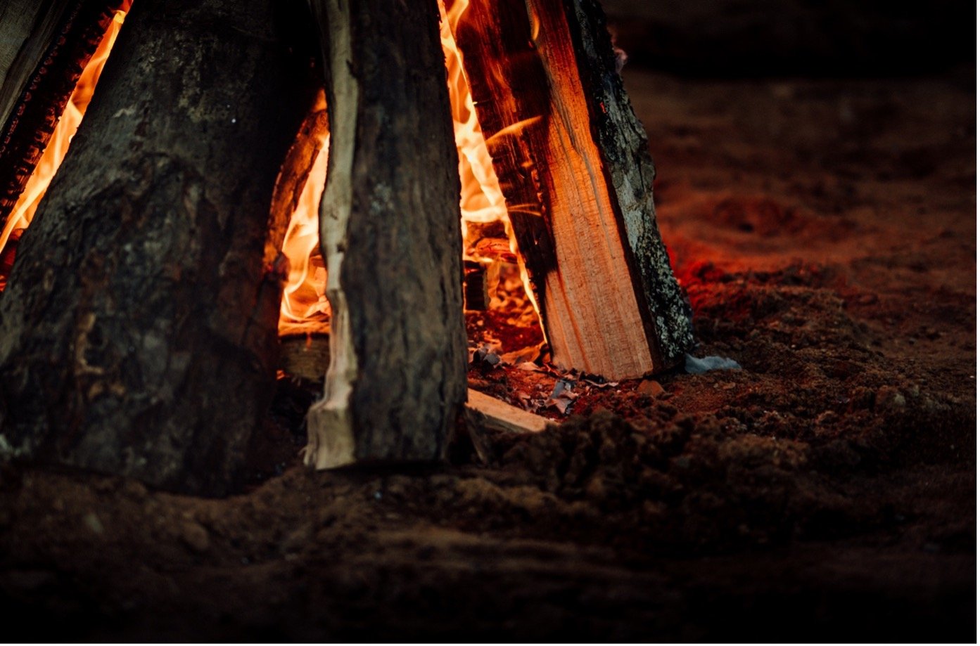 Corporate Campfire - Storylistening in Companies: Why you should urgently Listen to your Colleagues
