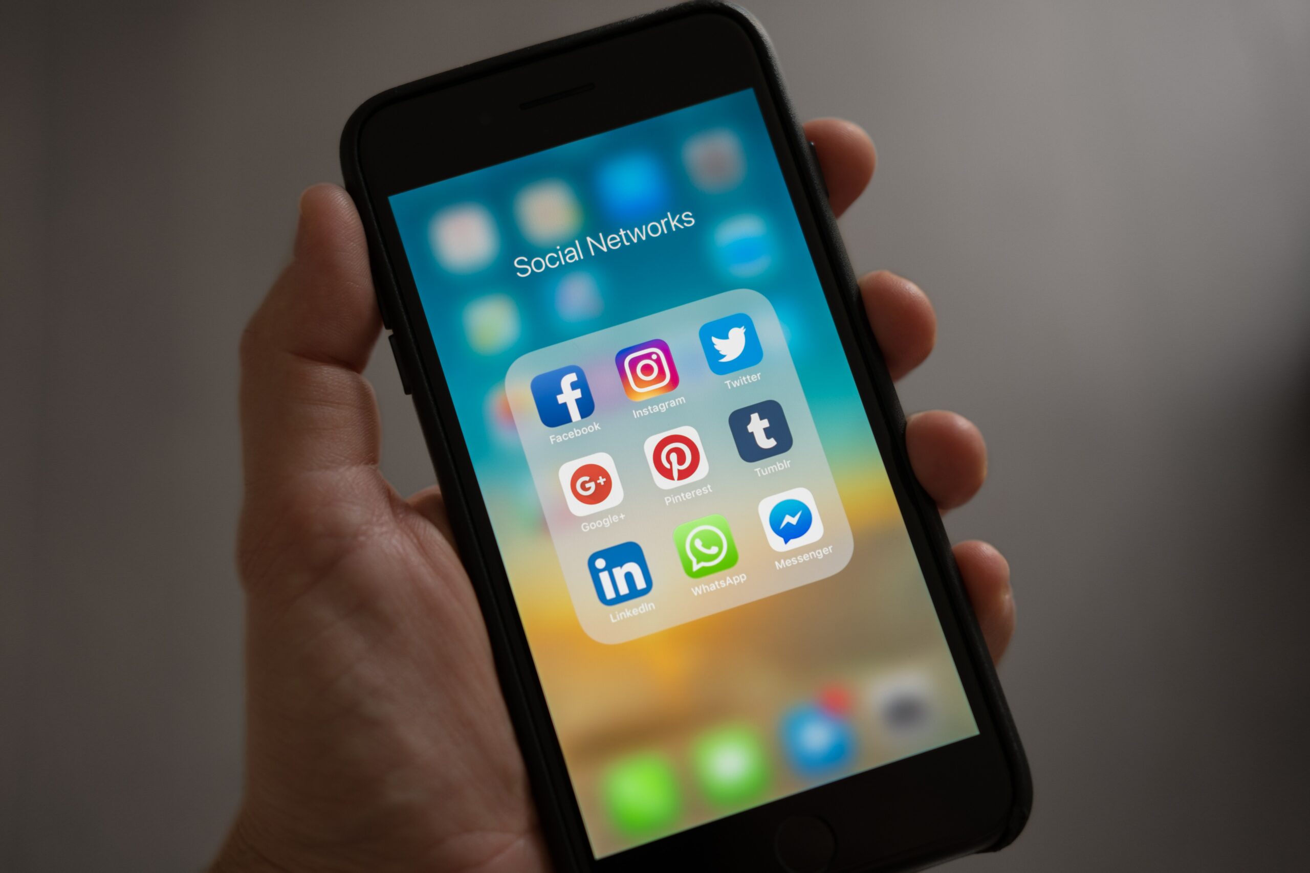 Politik Report: Social Media Kanäle: App-Icons